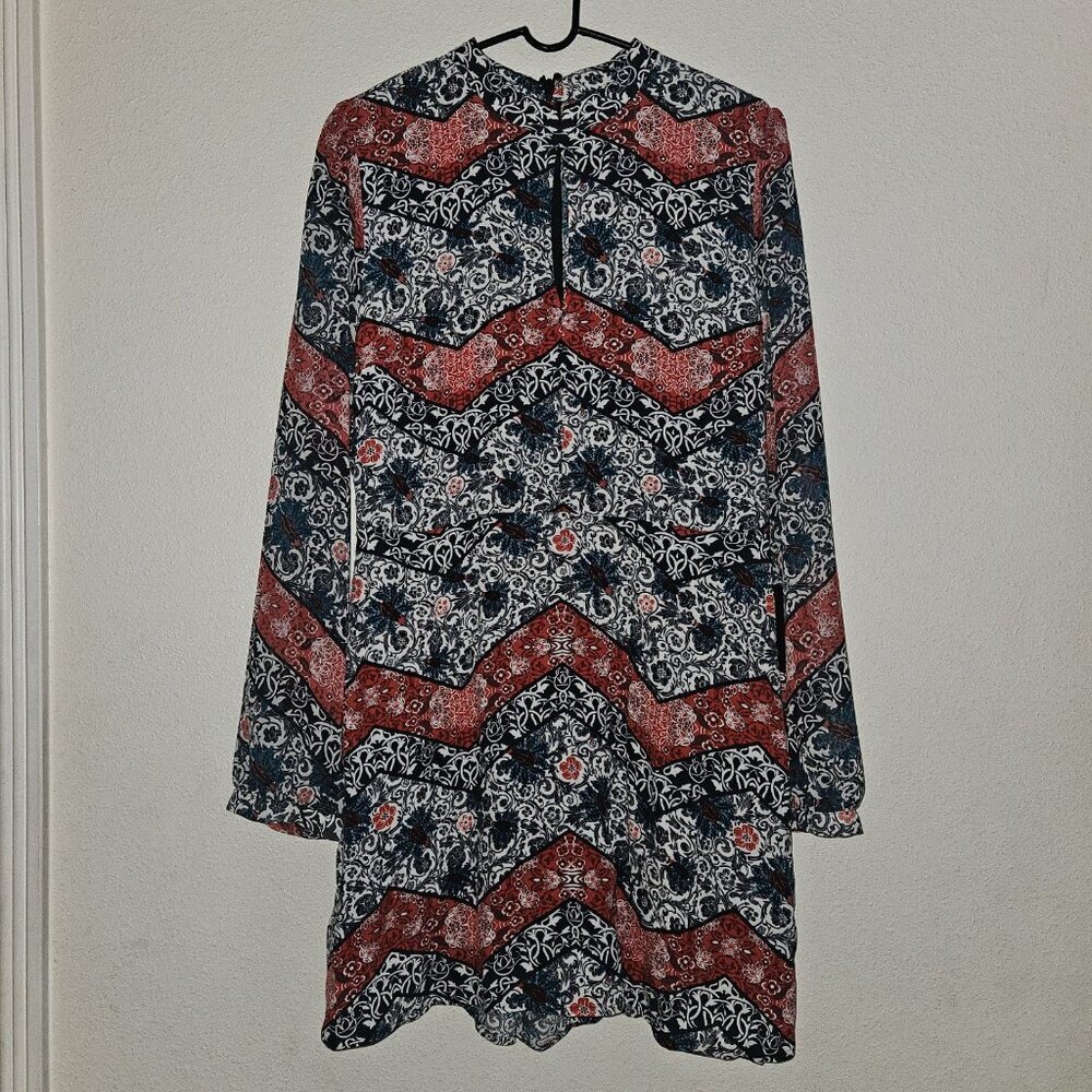 NEW Express Red White Blue Skirted Romper Size 8 Sheer Sleeves Keyhole Neckline